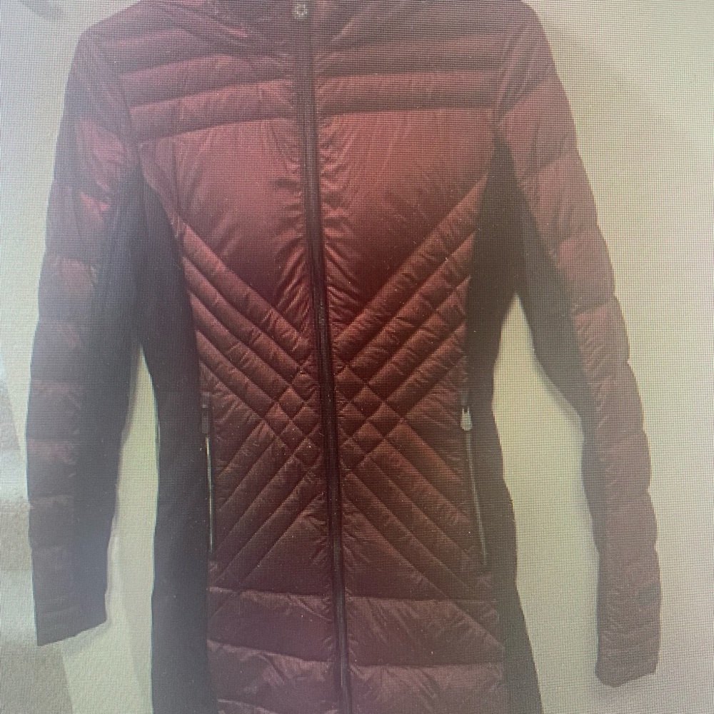 New without tags
Alp N Rock Red Puffer Jacket with Chevron Quilting